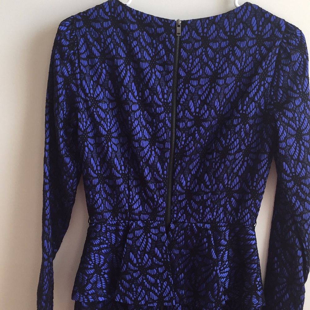 Antonio Melani Peplum Dress. Size 0 - Picture 4 of 6
